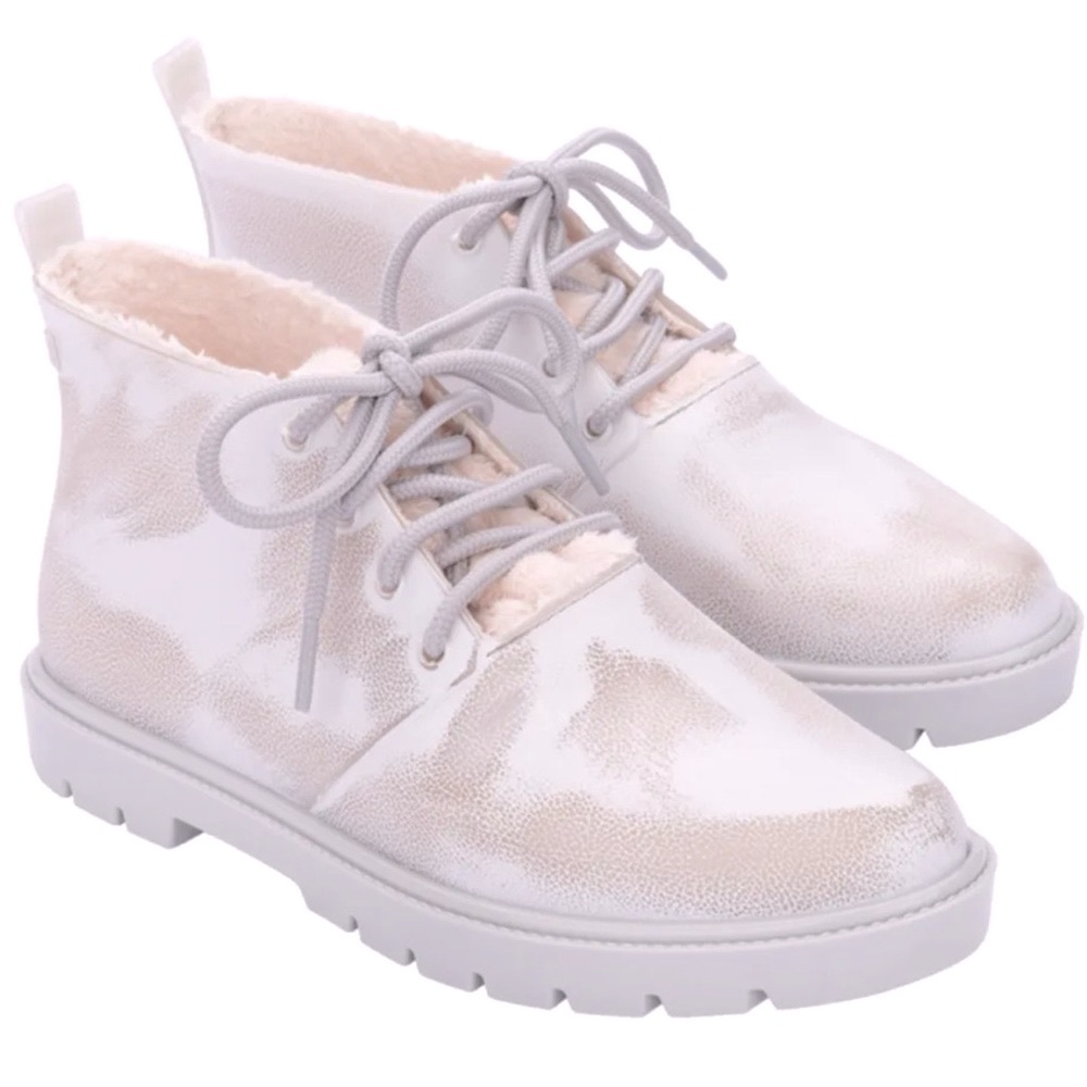 Melissa Boots Cream NWT